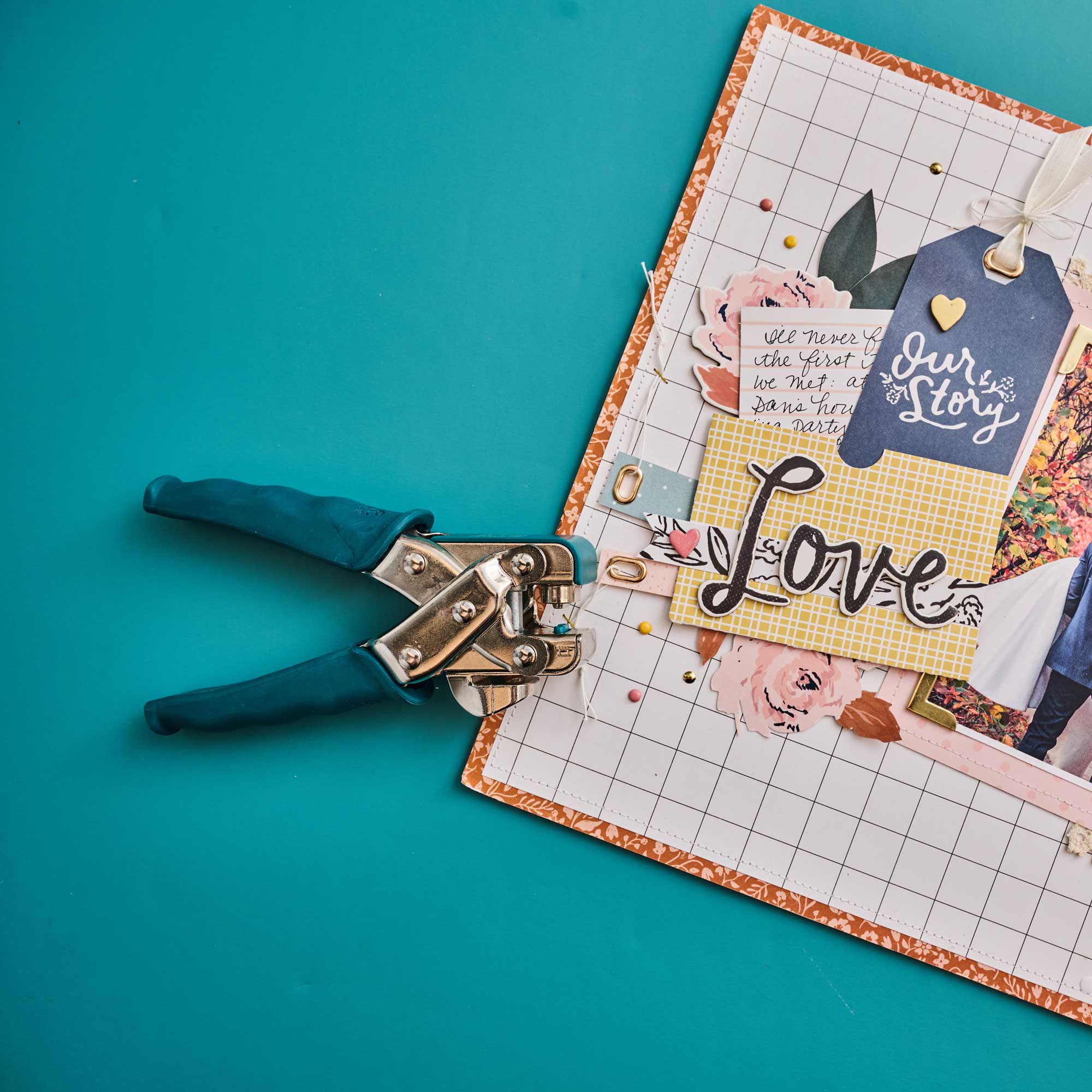 We R Makers Oval Crop-A-Dile Punch and Eyelet Setter